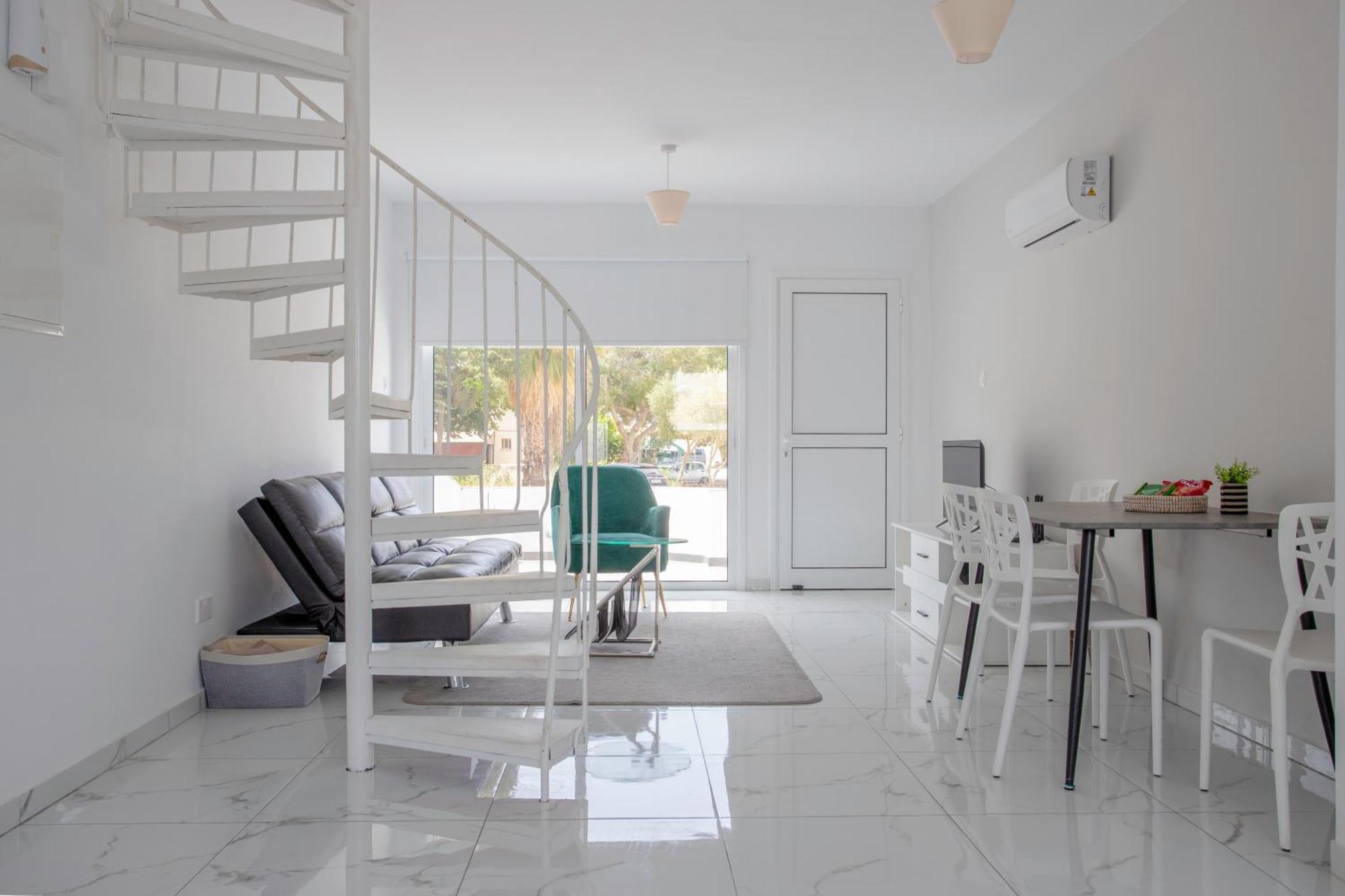 2Bd Garden Apartment Paphos Buitenkant foto